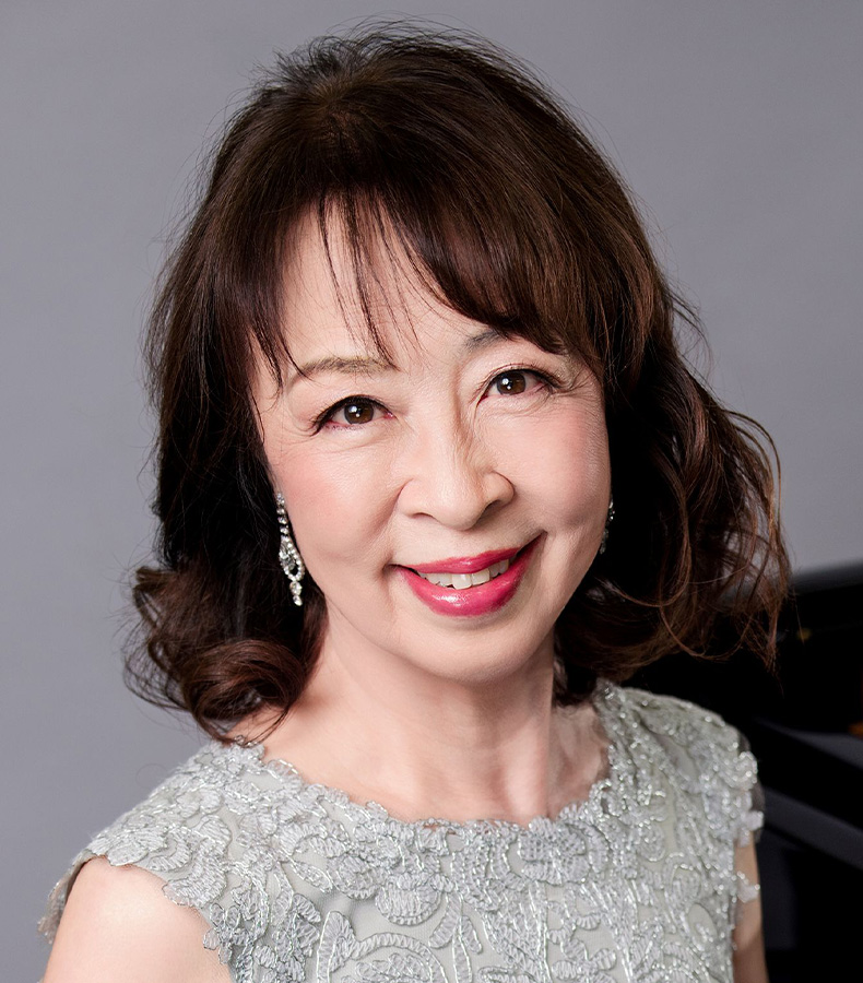 服部真紀子 Makiko Hattori